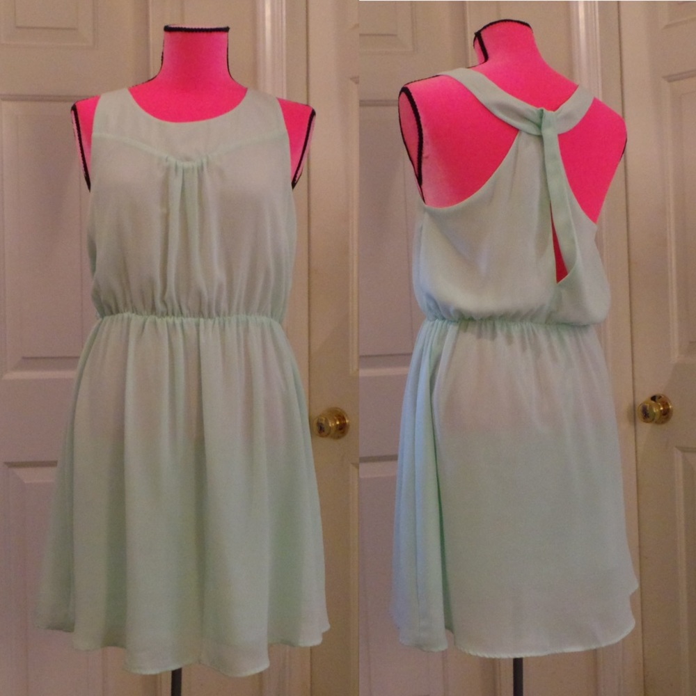 Mint green H&M dress w/peekaboo back